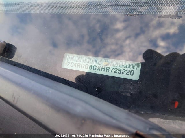 2C4RDGBGXHR725220 Dodge Grand Caravan Sxt