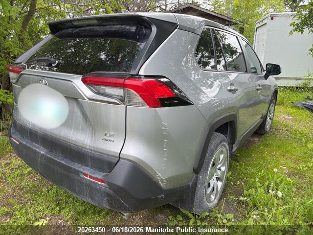 Toyota RAV4 LE 2022 2T3B1RFV2NC280182 Image 4