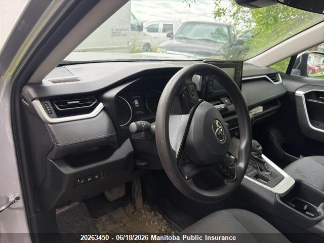 Toyota RAV4 LE 2022 2T3B1RFV2NC280182 Image 5
