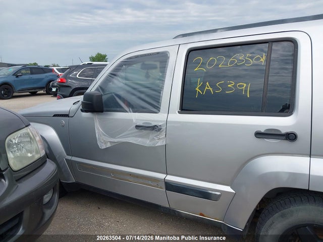 20263504 :رقم المزاد ، 1J4PN2GK4AW102459 vin ، 2010 Jeep Liberty Sport مزاد بيع