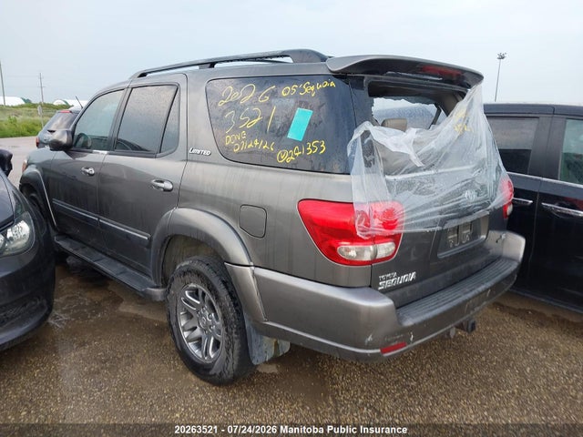 Продажа на аукционе авто 2005 Toyota Sequoia Limited, vin: 5TDZT38A65S241353, номер лота: 20263521