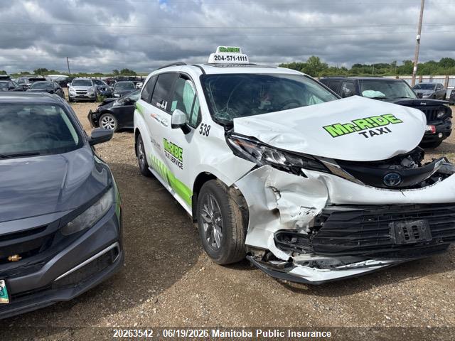 Aukcja sprzedaży 2025 Toyota Sienna Xle Hev, vin: 5TDGRKECXSS274552, numer aukcji: 20263542