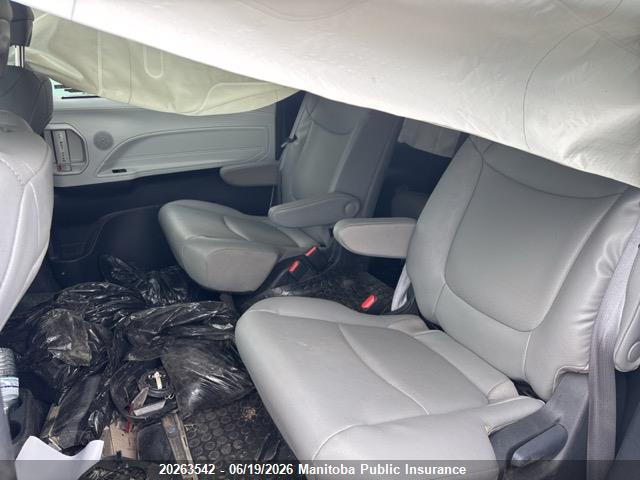 2025 Toyota Sienna Xle Hev მანქანა იყიდება აუქციონზე, vin: 5TDGRKECXSS274552, აუქციონის ნომერი: 20263542