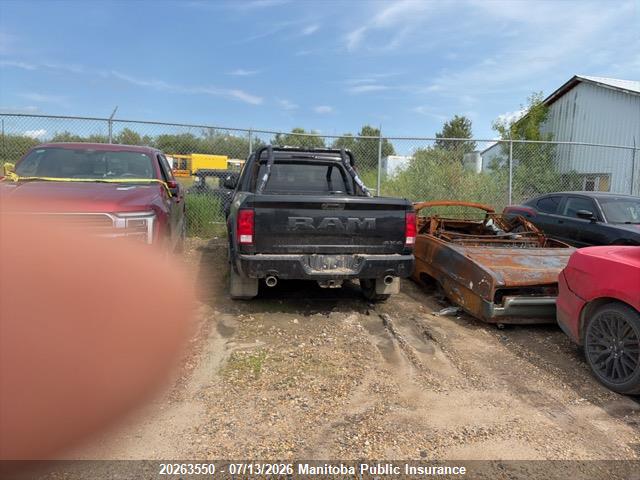 3C6RR7KT8NG259195 Dodge Ram 1500 Night