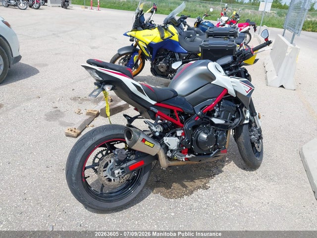 Kawasaki Z900 Abs 2022 JKAZR2F16NA038563 Image 4