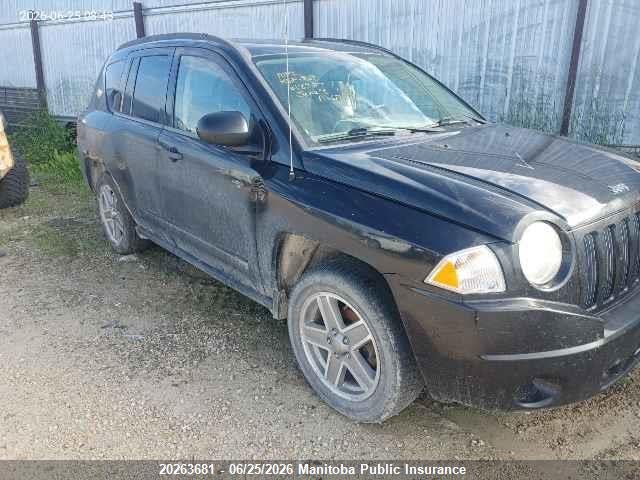 20263681 :رقم المزاد ، 1J8FF47W08D618927 vin ، 2008 Jeep Compass North مزاد بيع