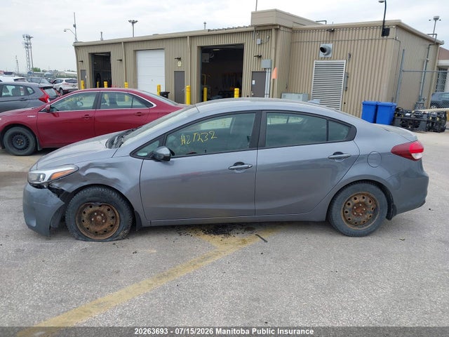 3KPFL4A70JE202804 KIA FORTE LX