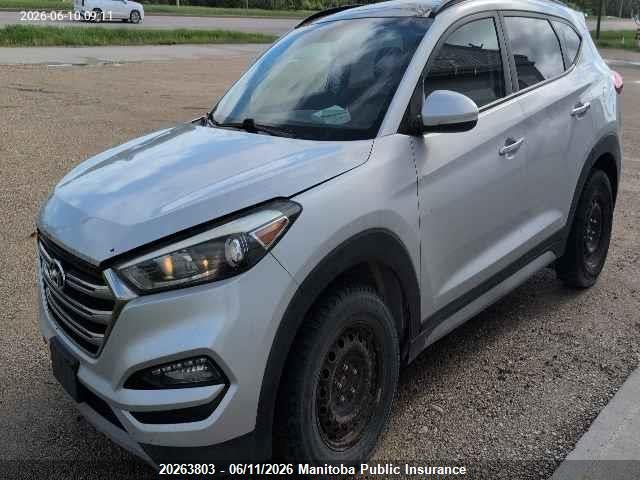2017 Hyundai Tucson 1.6t მანქანა იყიდება აუქციონზე, vin: KM8J3CA22HU458989, აუქციონის ნომერი: 20263803