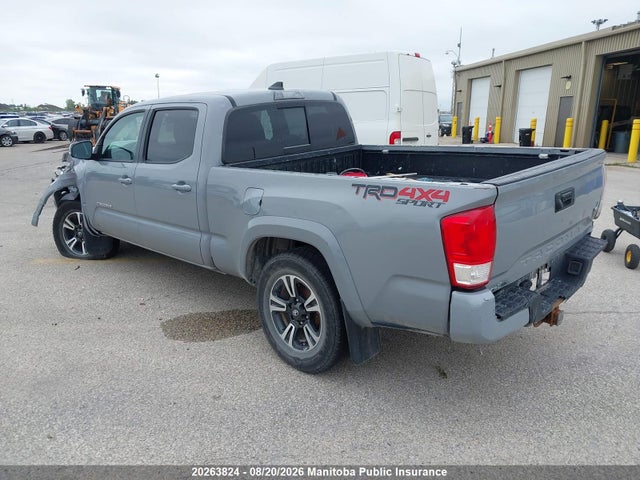 2018 Toyota Tacoma Double Cab V6 მანქანა იყიდება აუქციონზე, vin: 5TFDZ5BN7JX032742, აუქციონის ნომერი: 20263824