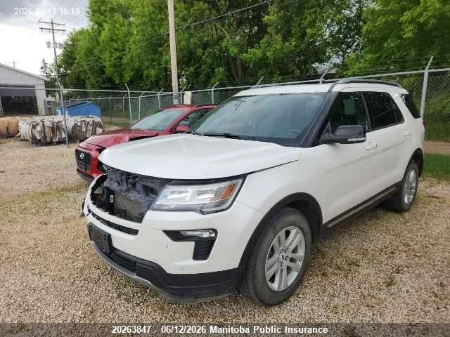 Ford EXPLORER XLT 2018 1FM5K8D87JGB70407 Image 2