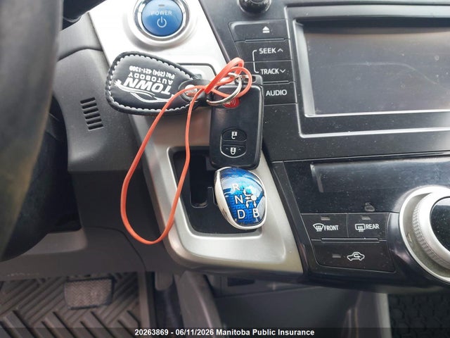 2013 Toyota Prius V მანქანა იყიდება აუქციონზე, vin: JTDZN3EU5D3268021, აუქციონის ნომერი: 20263869