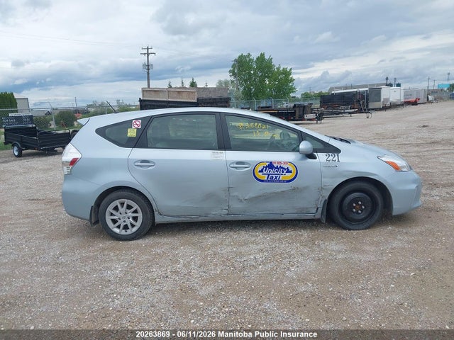 2013 Toyota Prius V მანქანა იყიდება აუქციონზე, vin: JTDZN3EU5D3268021, აუქციონის ნომერი: 20263869