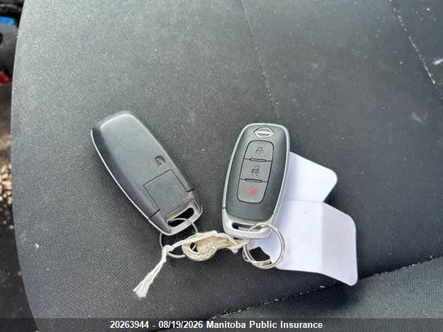 3N1CP5BV9SL483544 Nissan Kicks Play S S