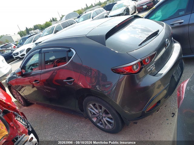 JM1BPBLL4N1511346 Mazda Mazda3 Sport Gs I-activ