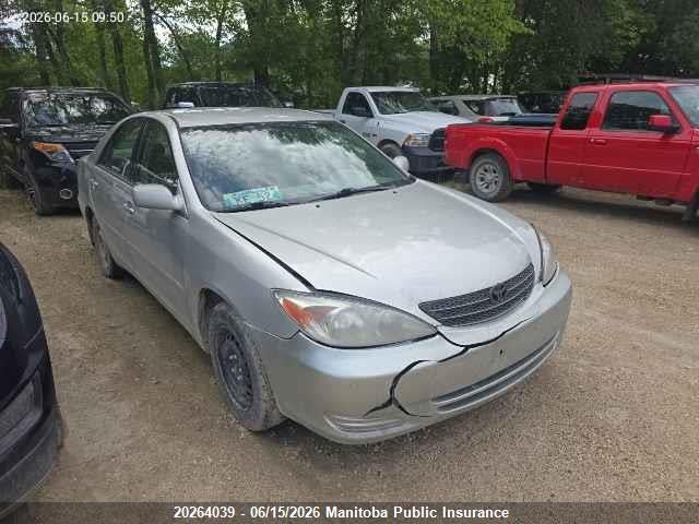20264039 :رقم المزاد ، 4T1BE32K54U804024 vin ، 2004 Toyota Camry Le مزاد بيع