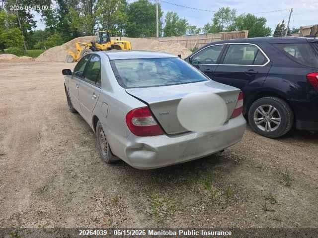 20264039 :رقم المزاد ، 4T1BE32K54U804024 vin ، 2004 Toyota Camry Le مزاد بيع