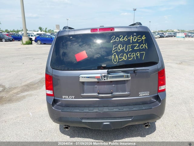 Honda Pilot Touring 2015 5FNYF4H96FB505997 Image 16