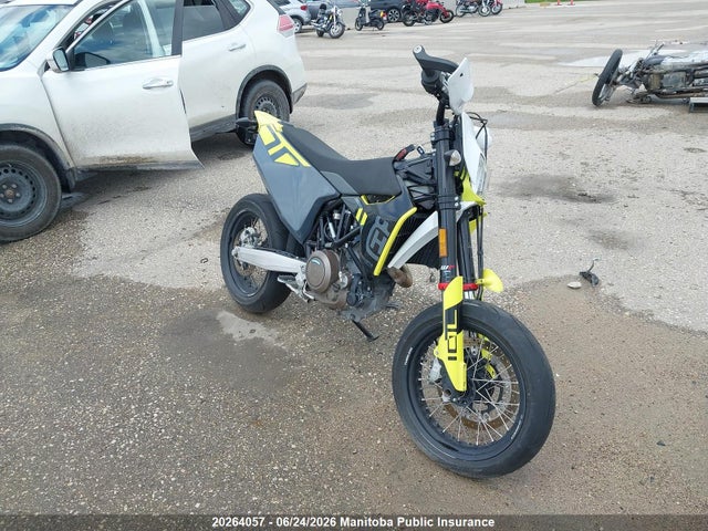 Husqvarna 701 Supermoto 2024 VBKUSV401RM769193 Image 1