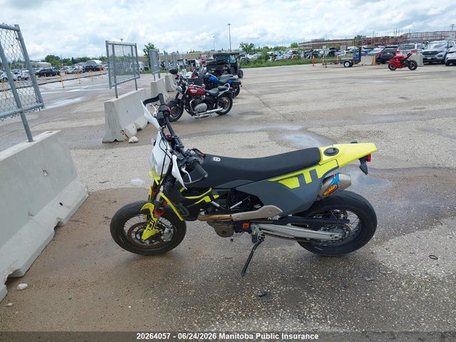 Husqvarna 701 Supermoto 2024 VBKUSV401RM769193 Image 14