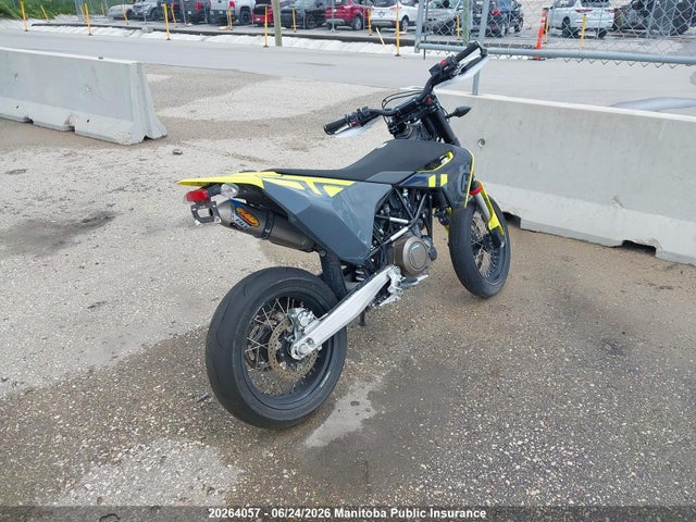 Husqvarna 701 Supermoto 2024 VBKUSV401RM769193 Image 4