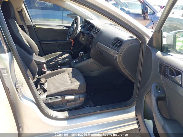 3VW267AJ6GM315316 Volkswagen Jetta 1.4 Tsi