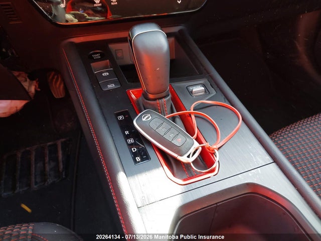 2025 Nissan Kicks Sr Premium მანქანა იყიდება აუქციონზე, vin: 3N8AP6DD0SL410680, აუქციონის ნომერი: 20264134