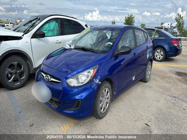 2013 Hyundai Accent Gl მანქანა იყიდება აუქციონზე, vin: KMHCT5AEXDU132494, აუქციონის ნომერი: 20264155