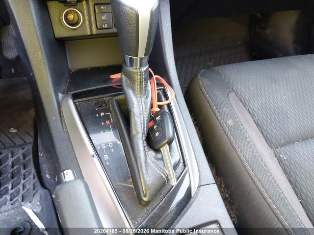 20264165 :رقم المزاد ، 2T1BURHEXJC983892 vin ، 2018 Toyota Corolla Le مزاد بيع