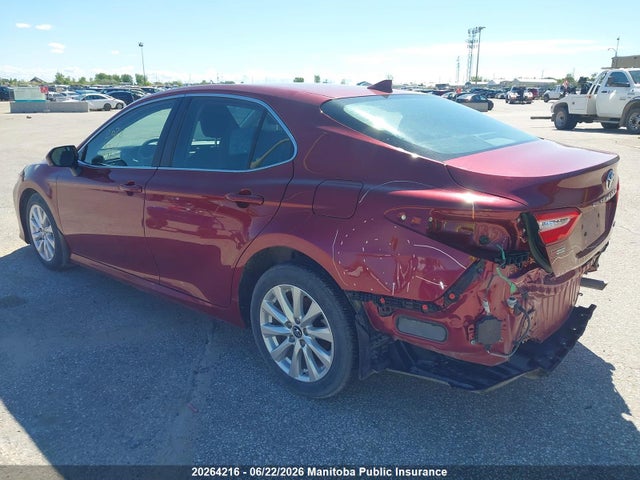 2019 Toyota Camry Le მანქანა იყიდება აუქციონზე, vin: 4T1B11HK5KU765665, აუქციონის ნომერი: 20264216