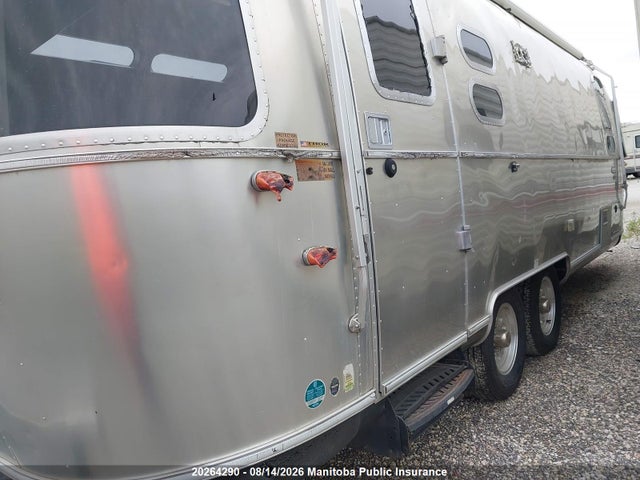 Air Stream Other 2014 1STJFYJ2XEJ529590 Image 4