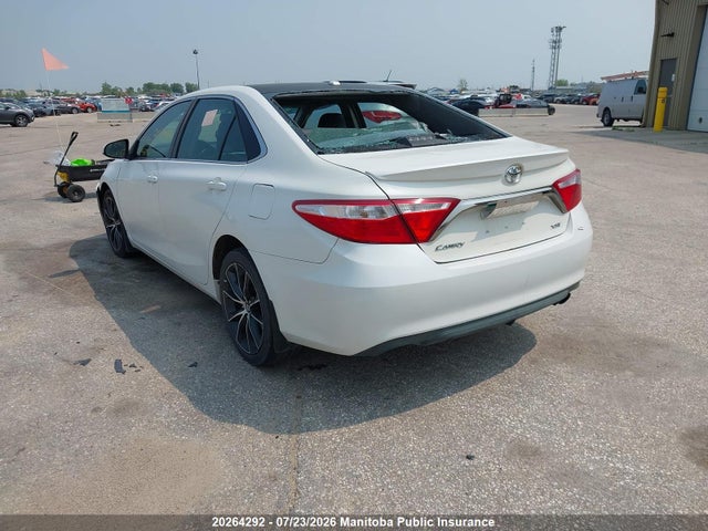20264292 :رقم المزاد ، 4T1BF1FK3FU958195 vin ، 2015 Toyota Camry Xse مزاد بيع
