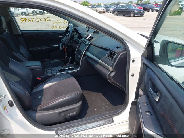 20264292 :رقم المزاد ، 4T1BF1FK3FU958195 vin ، 2015 Toyota Camry Xse مزاد بيع