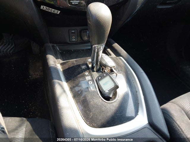2014 Nissan Rogue Sv მანქანა იყიდება აუქციონზე, vin: 5N1AT2MV5EC842279, აუქციონის ნომერი: 20264305