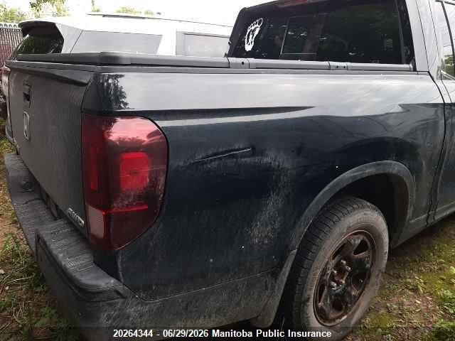 Honda Ridgeline Black Edition 2017 5FPYK3F82HB501522 Image 4