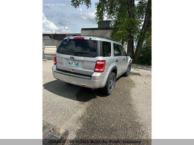 2011 Ford Escape Xlt მანქანა იყიდება აუქციონზე, vin: 1FMCU0D72BKA34775, აუქციონის ნომერი: 20264410