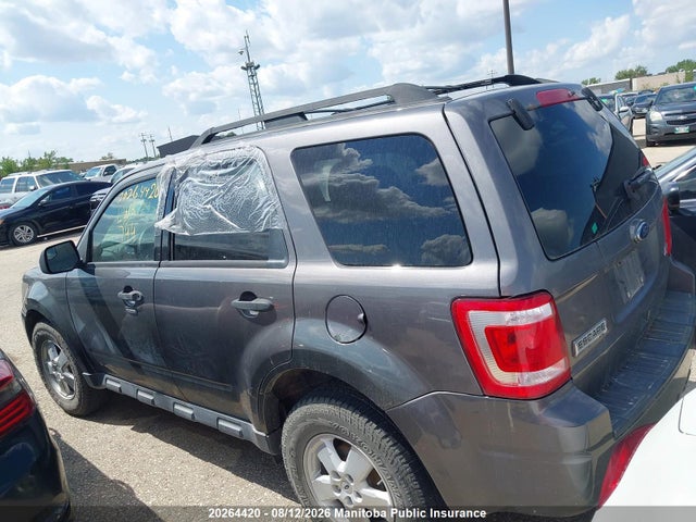 2010 Ford Escape Xlt V6 მანქანა იყიდება აუქციონზე, vin: 1FMCU9DG4AKA39723, აუქციონის ნომერი: 20264420