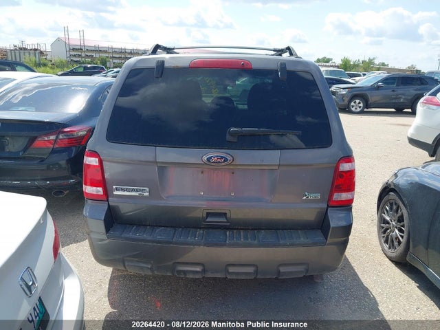 2010 Ford Escape Xlt V6 მანქანა იყიდება აუქციონზე, vin: 1FMCU9DG4AKA39723, აუქციონის ნომერი: 20264420