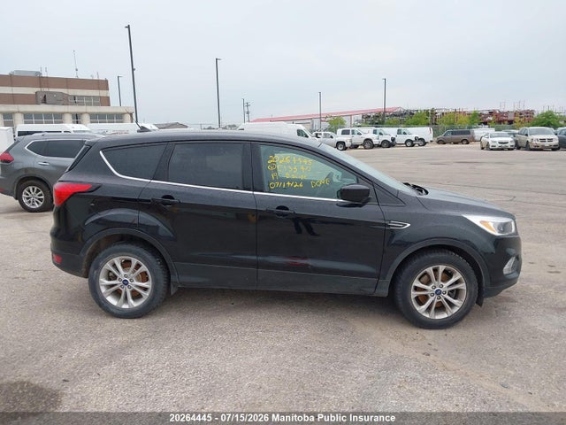 Ford ESCAPE SE 2019 1FMCU9GD5KUC13340 Image 13