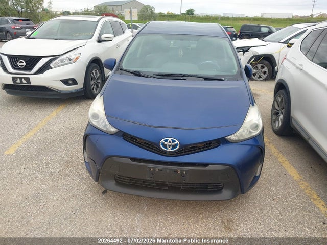 20264492 :رقم المزاد ، JTDZN3EU6FJ031343 vin ، 2015 Toyota Prius V مزاد بيع