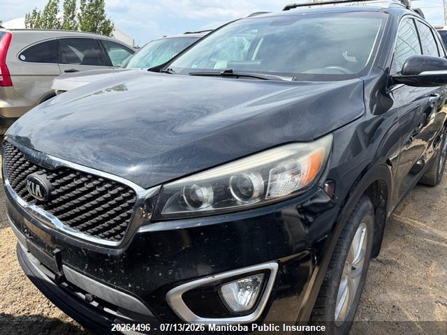 KIA SORENTO LX 2018 5XYPGDA31JG400624 Image 2