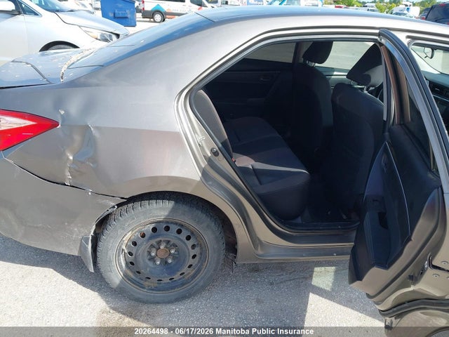 2T1BURHE3JC028044 Toyota COROLLA LE
