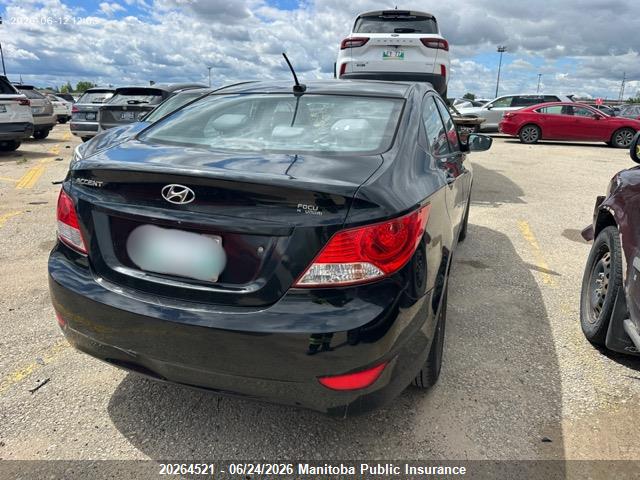 2013 Hyundai Accent Gl მანქანა იყიდება აუქციონზე, vin: KMHCT4AE7DU518090, აუქციონის ნომერი: 20264521