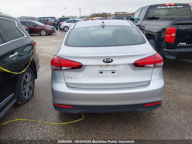 Продажа на аукционе авто 2018 Kia Forte Lx, vin: 3KPFL4A78JE265990, номер лота: 20264569