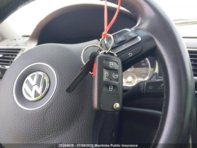 2013 Volkswagen Passat 2.0 Tdi მანქანა იყიდება აუქციონზე, vin: 1VWCN7A3XDC127954, აუქციონის ნომერი: 20264638