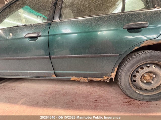 20264640 :رقم المزاد ، 2HGES16351H924293 vin ، 2001 Honda Civic Dx-g مزاد بيع