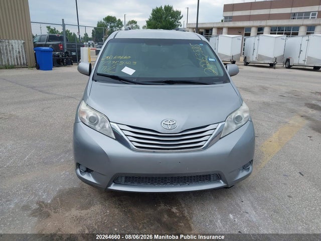 Продажа на аукционе авто 2017 Toyota Sienna Le V6, vin: 5TDKZ3DC5HS816425, номер лота: 20264660