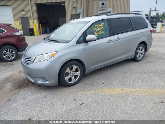 Продажа на аукционе авто 2017 Toyota Sienna Le V6, vin: 5TDKZ3DC5HS816425, номер лота: 20264660