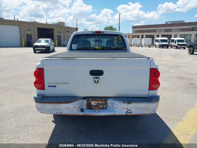20264664 :رقم المزاد ، 1D7HE28K35S291925 vin ، 2005 Dodge Dakota Quad Cab مزاد بيع