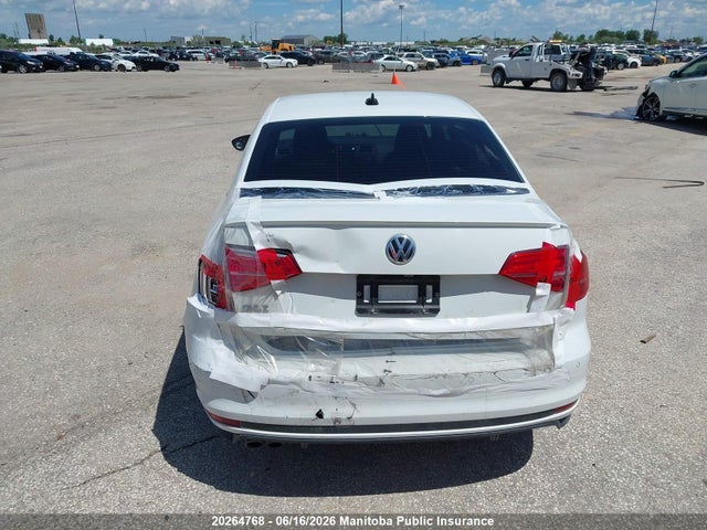 3VW4T7AJ2HM305711 Volkswagen JETTA GLI