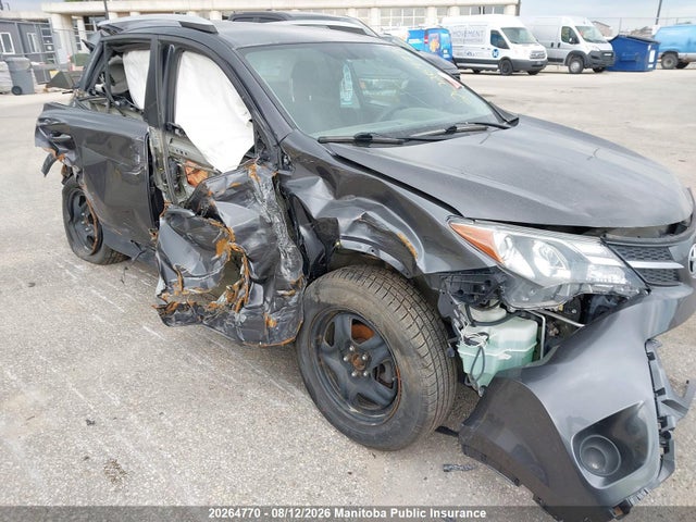 Toyota RAV4 LE 2015 2T3BFREV6FW260200 Image 17